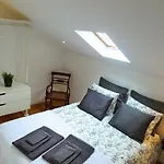 Διαμέρισμα Santosweethome 1 *