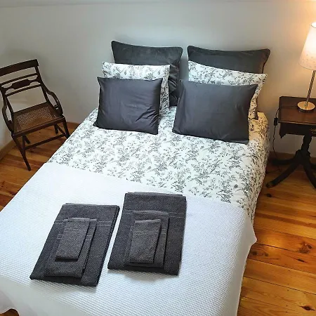 Apartment Santosweethome 1 *